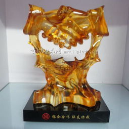 《攜手共進(jìn) 匠心琉璃，禮贊每一次并肩》